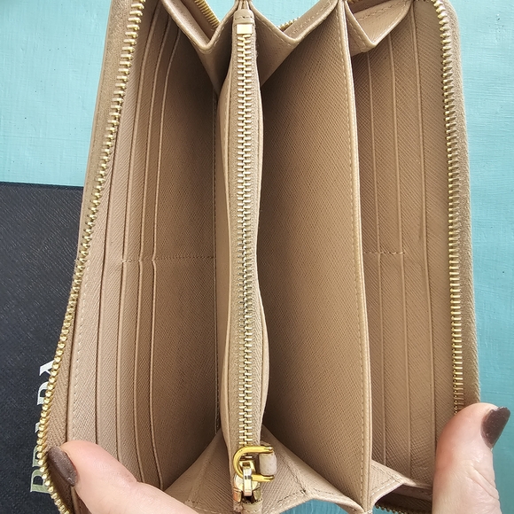 Prada Large Saffiano Zippy Leather Wallet - Picture 9 of 15